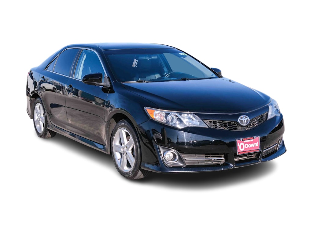 Thumbnail: 2013 Toyota Camry - 17