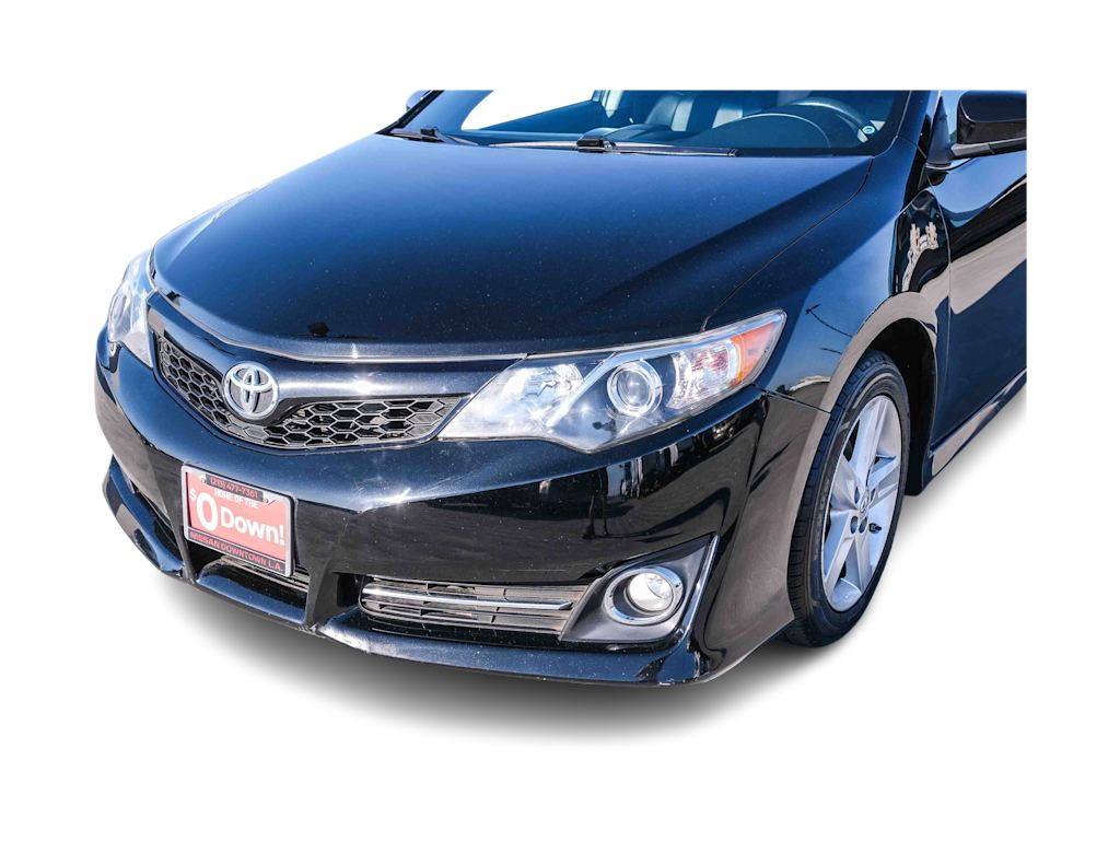 Thumbnail: 2013 Toyota Camry - 21
