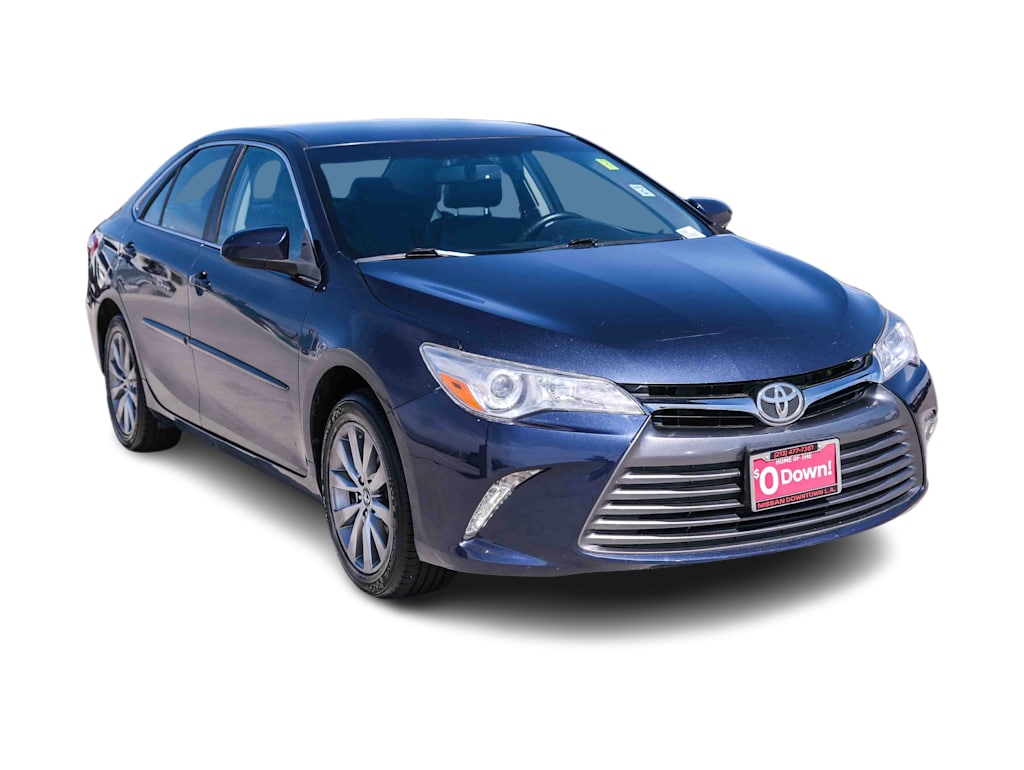 Thumbnail: 2017 Toyota Camry - 16
