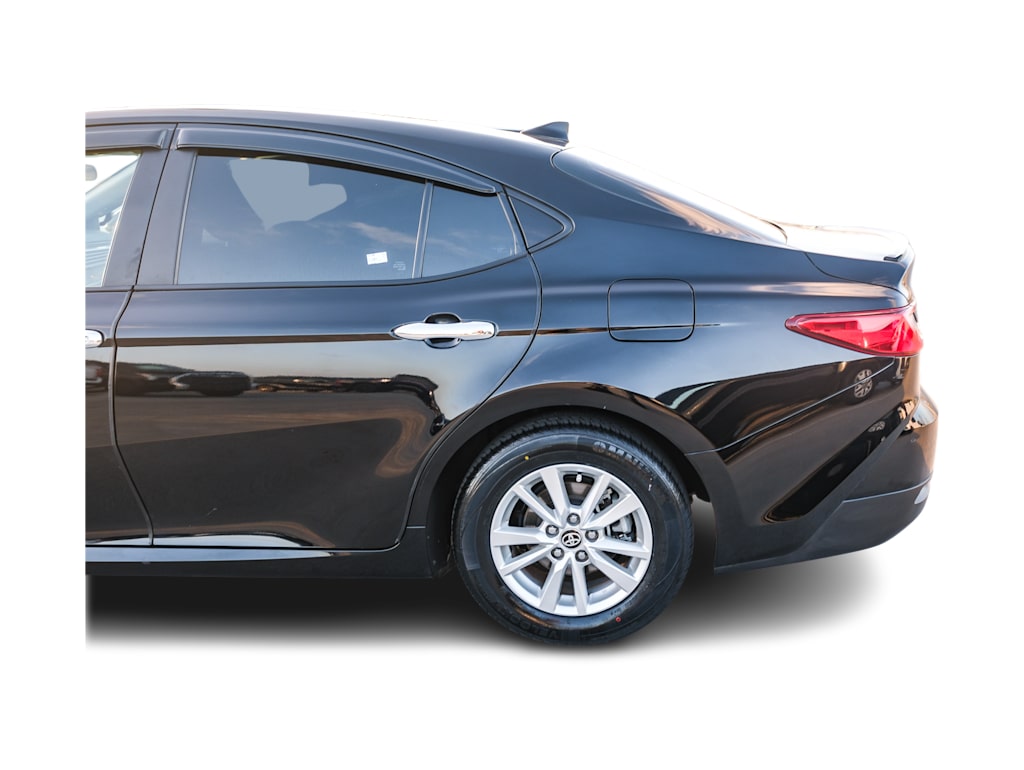 Thumbnail: 2025 Toyota Camry - 18