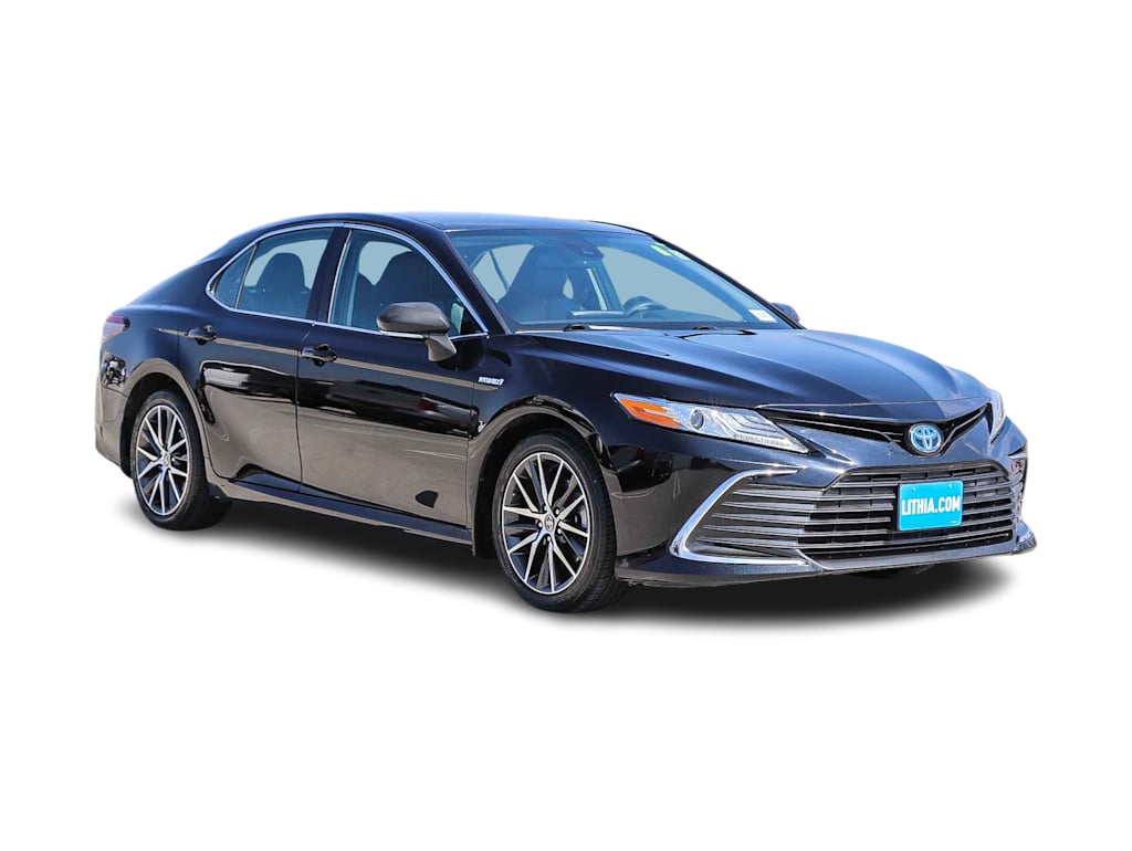 Thumbnail: 2021 Toyota Camry - 16