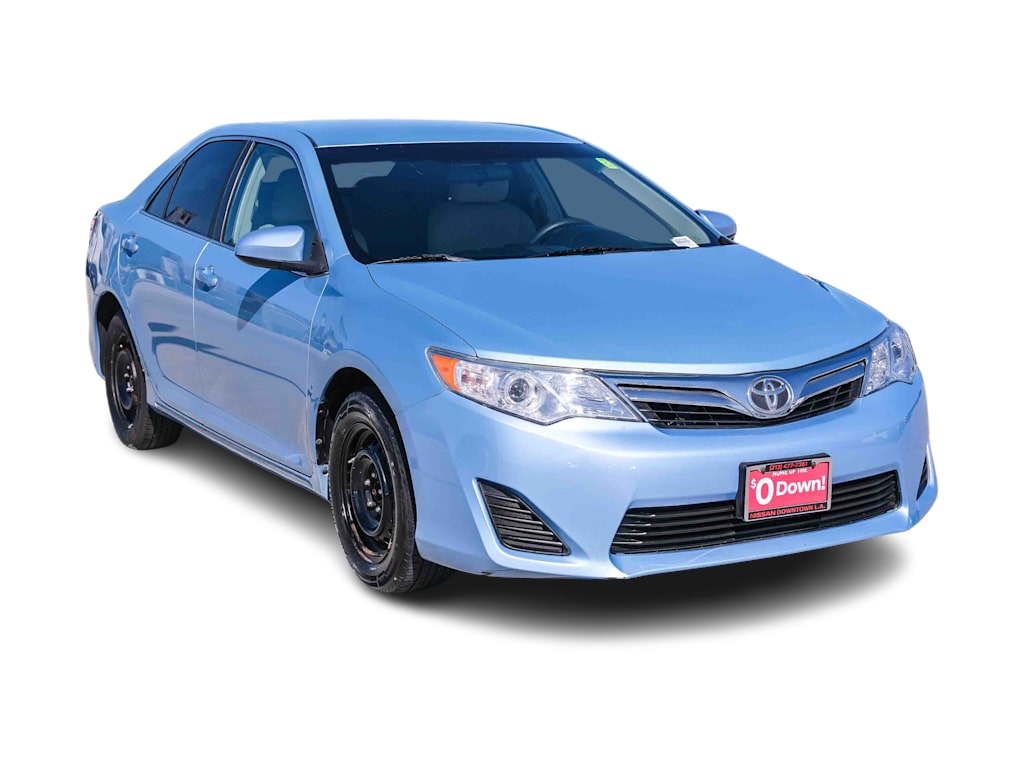 Thumbnail: 2013 Toyota Camry - 17