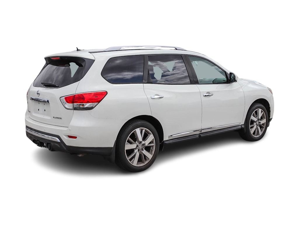 Thumbnail: 2013 Nissan Pathfinder - 16