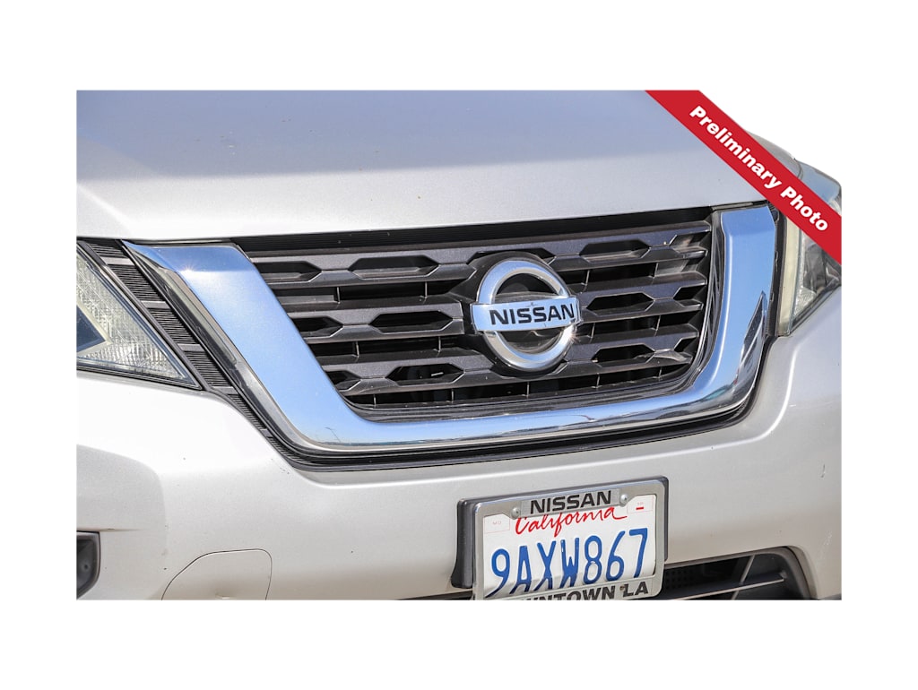 Thumbnail: 2017 Nissan Pathfinder - 15