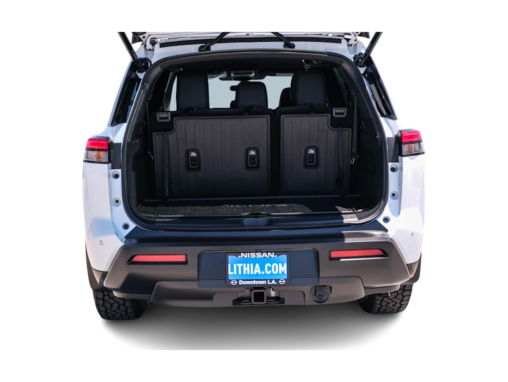 Thumbnail: 2026 Nissan Pathfinder - 17
