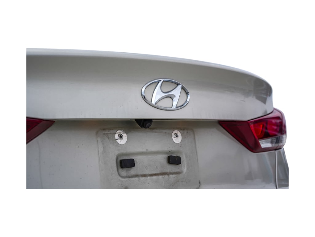 Thumbnail: 2017 Hyundai Elantra - 17