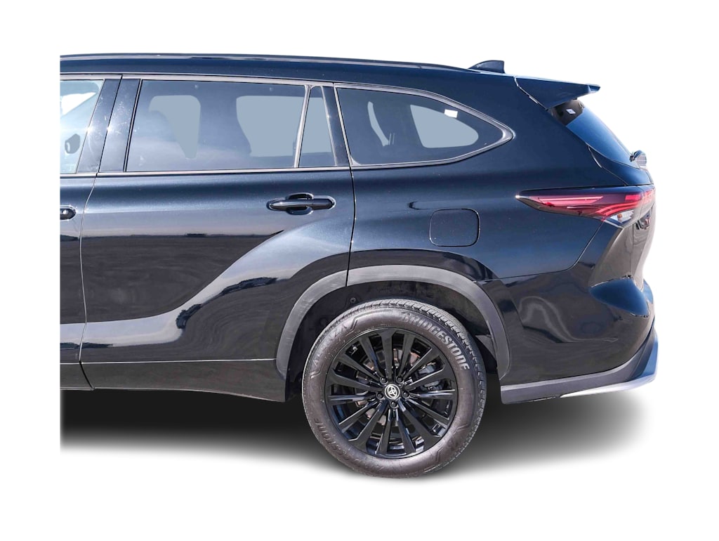 Thumbnail: 2025 Toyota Highlander - 19