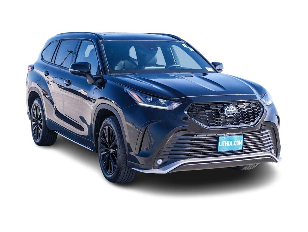 Thumbnail: 2025 Toyota Highlander - 16