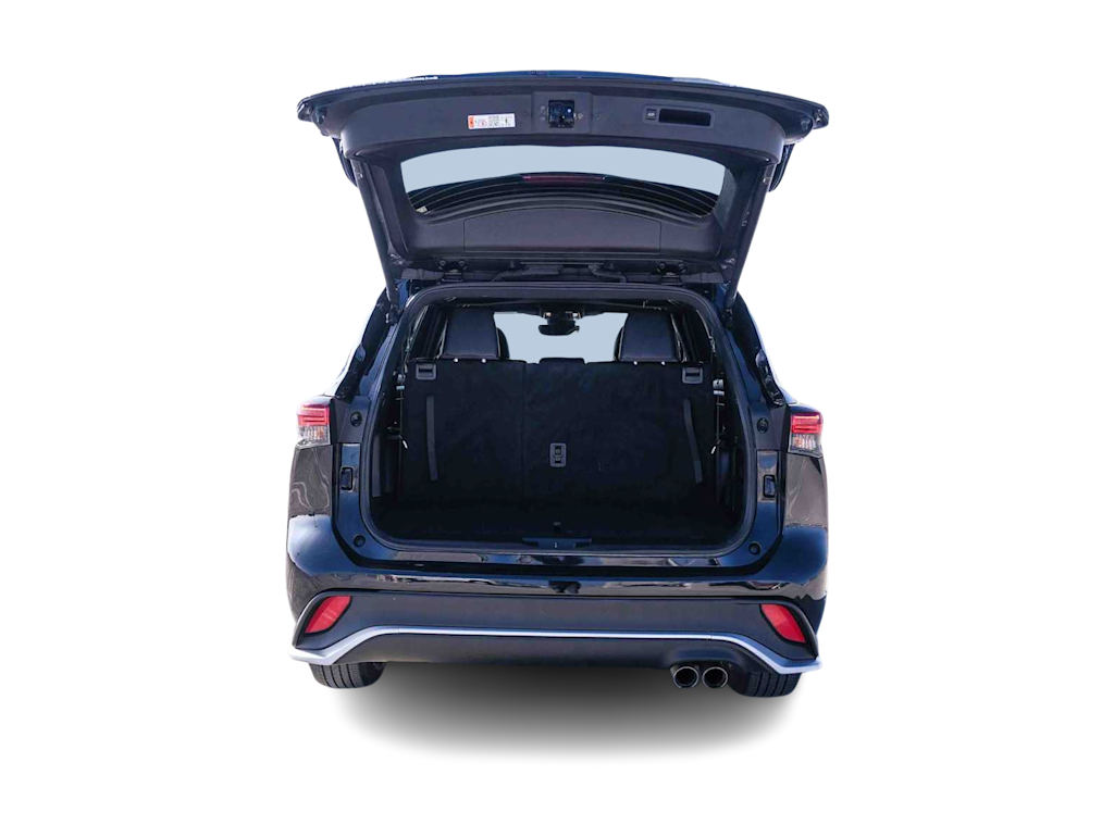 Thumbnail: 2025 Toyota Highlander - 15