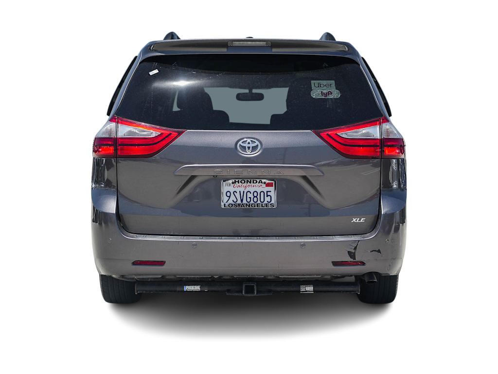 Thumbnail: 2017 Toyota Sienna - 4