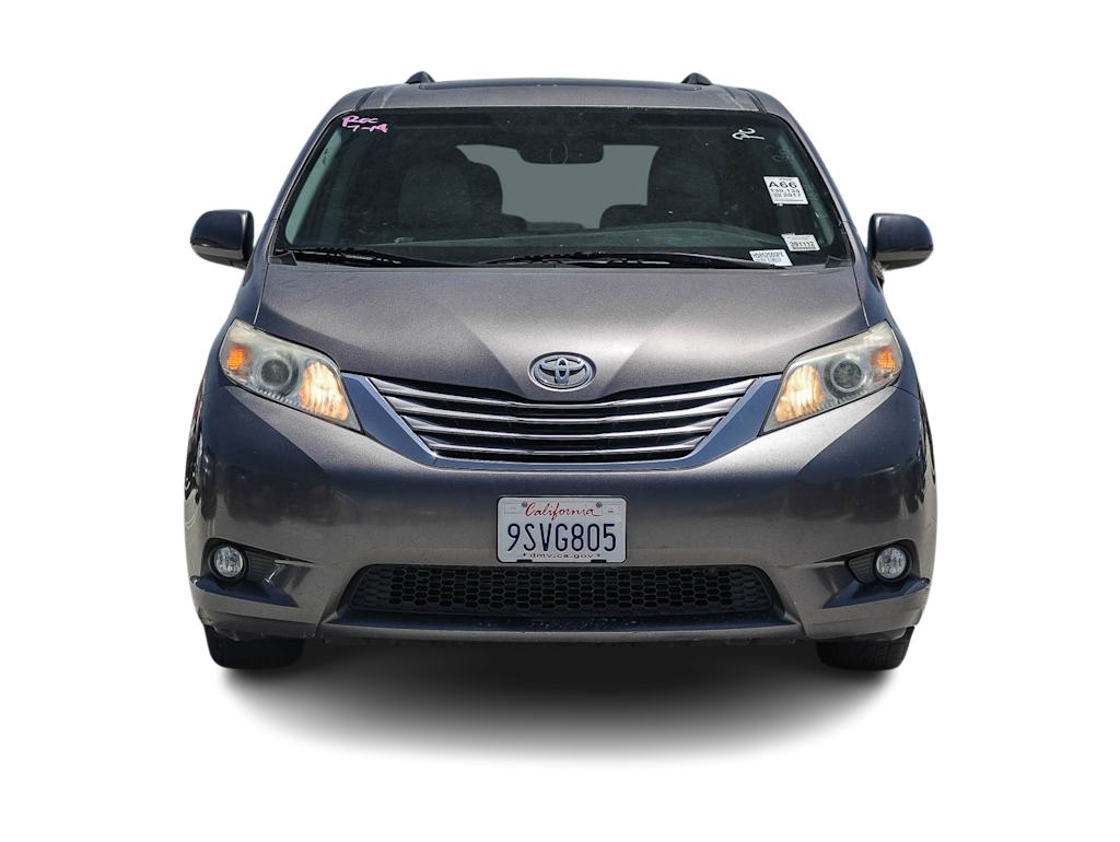 Thumbnail: 2017 Toyota Sienna - 5