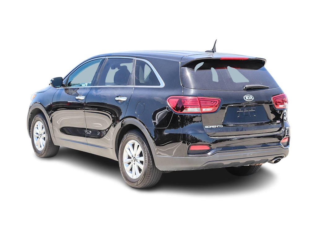 Thumbnail: 2019 Kia Sorento - 3