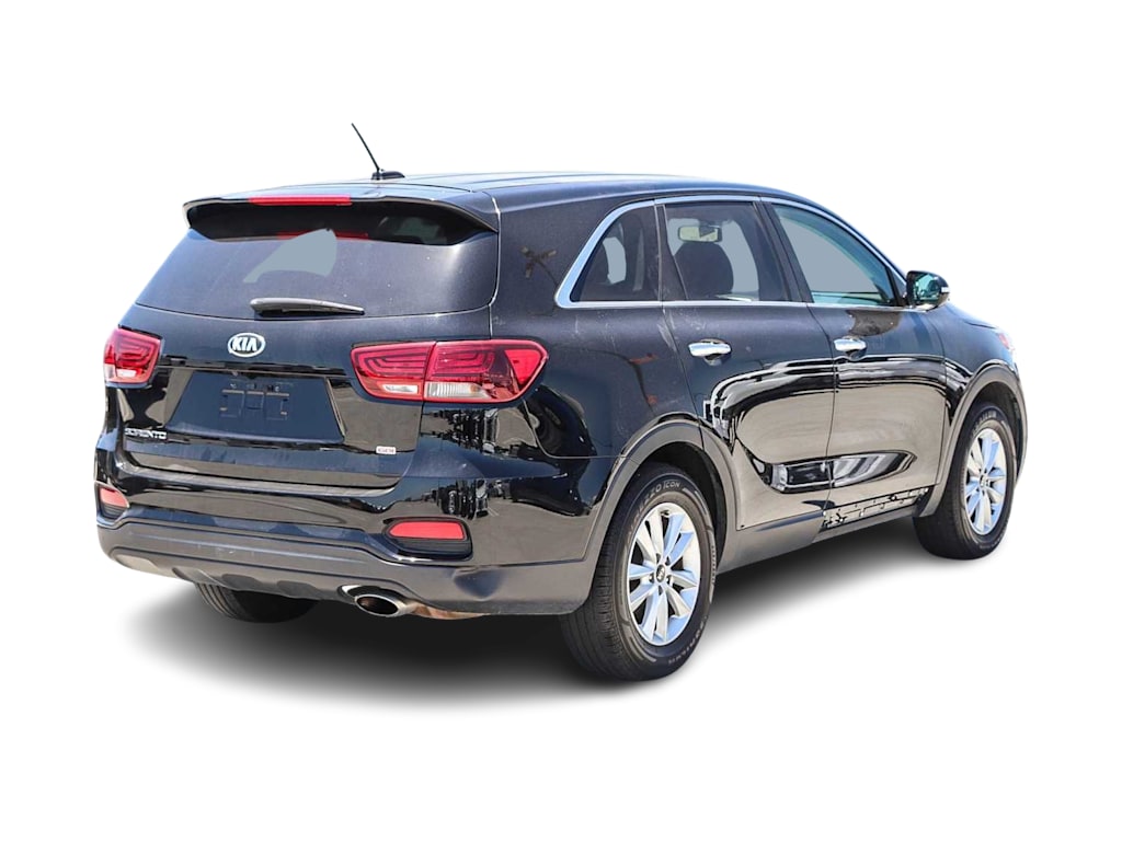 Thumbnail: 2019 Kia Sorento - 16