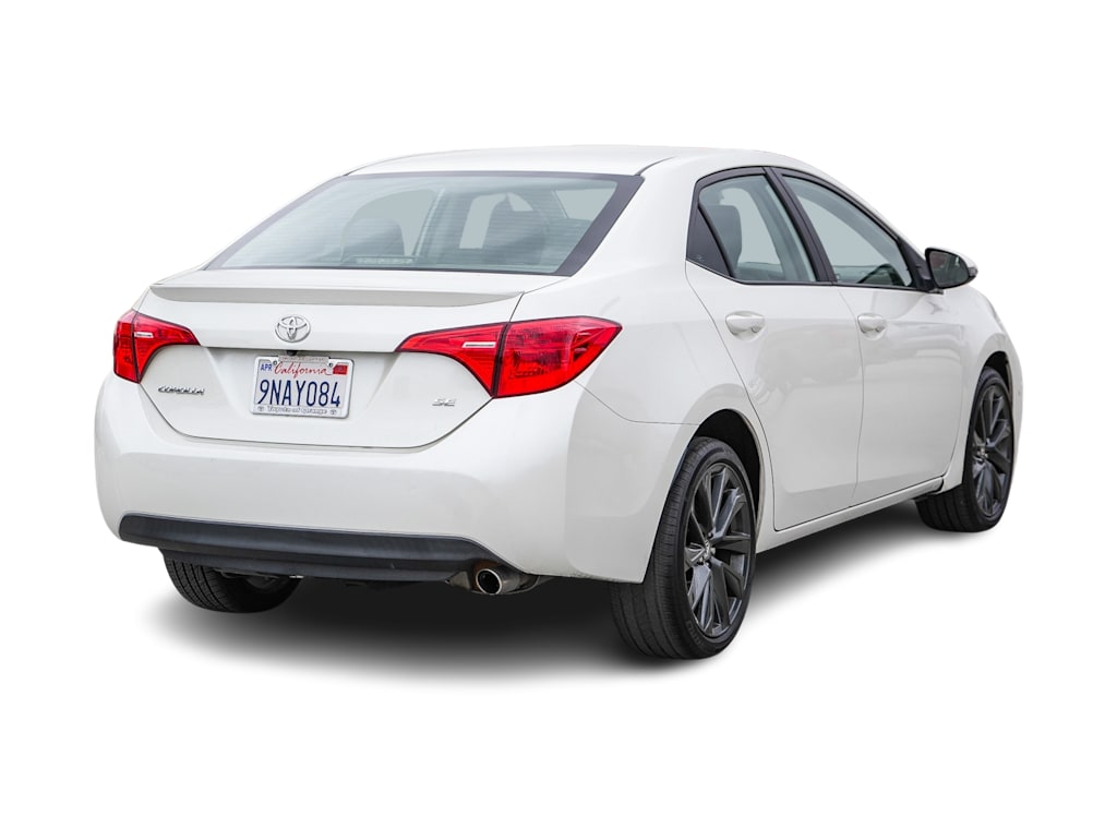 Thumbnail: 2018 Toyota Corolla - 15
