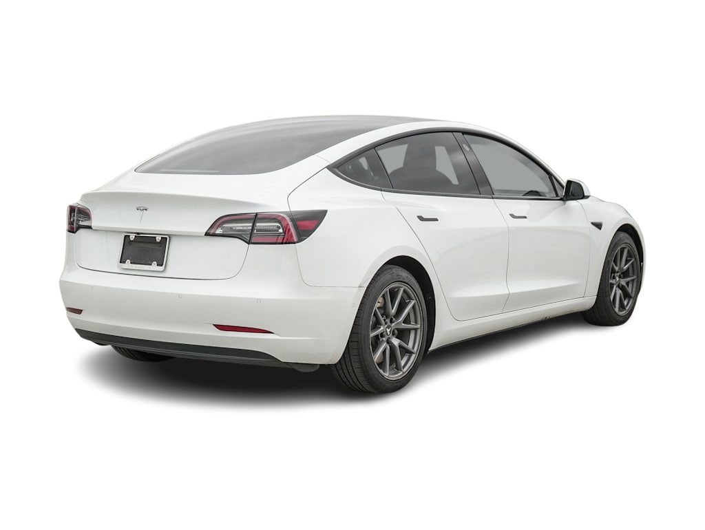 Thumbnail: 2021 Tesla Model 3 - 15