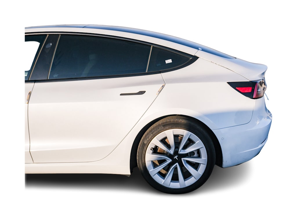 Thumbnail: 2022 Tesla Model 3 - 15