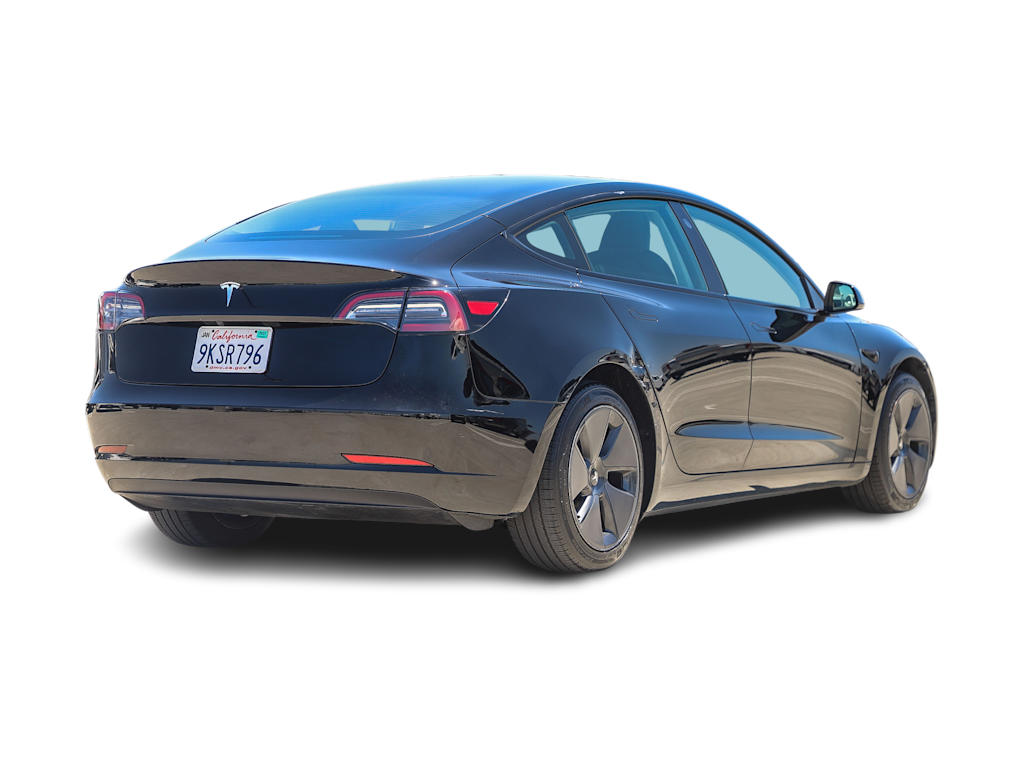 Thumbnail: 2023 Tesla Model 3 - 17
