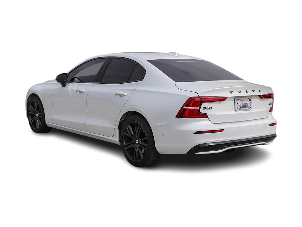 Thumbnail: 2023 Volvo S60 - 3
