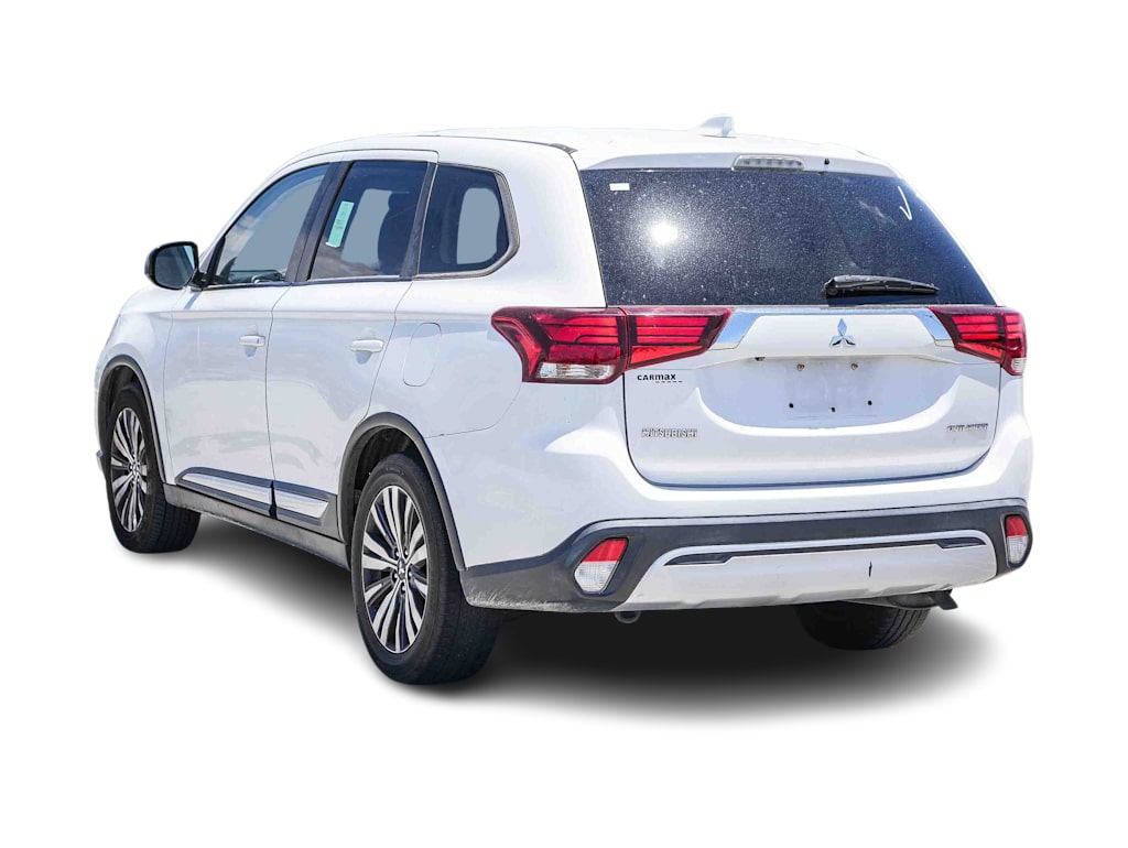 Thumbnail: 2019 Mitsubishi Outlander - 3