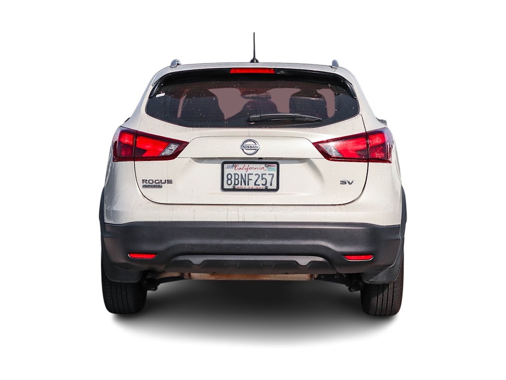 Thumbnail: 2017 Nissan Rogue Sport - 4