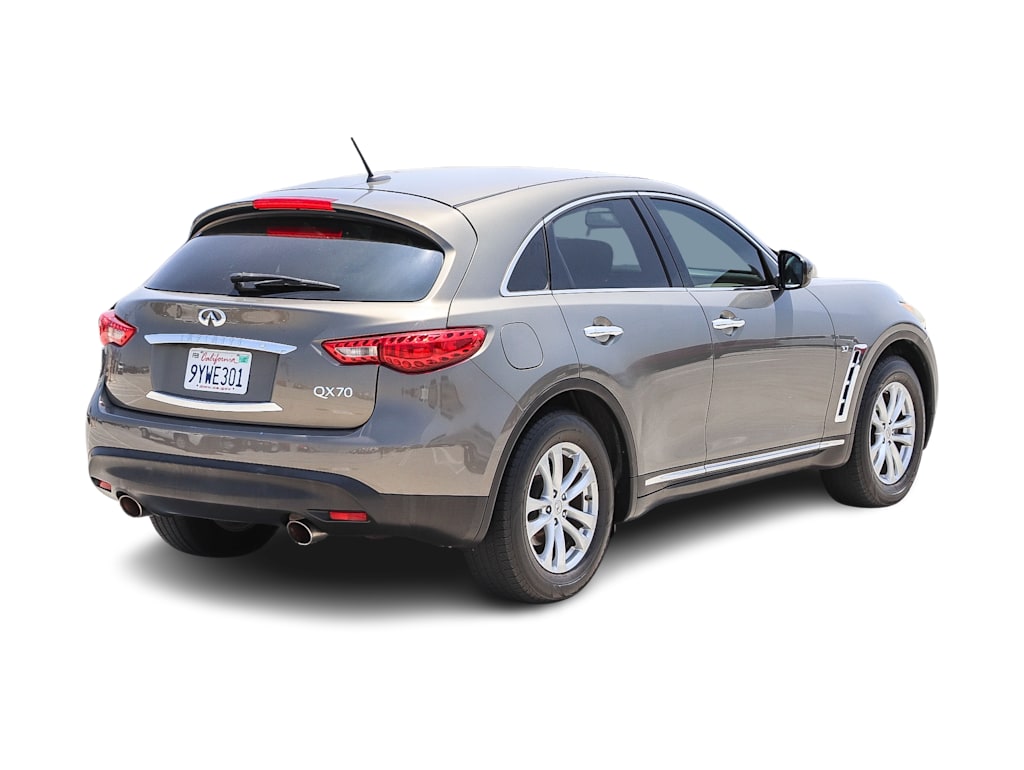 Thumbnail: 2016 INFINITI QX70 - 16