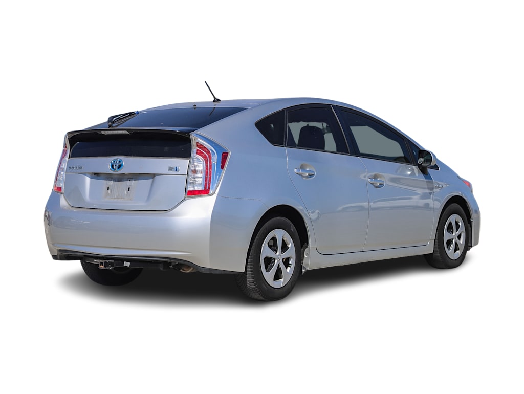 Thumbnail: 2015 Toyota Prius - 13