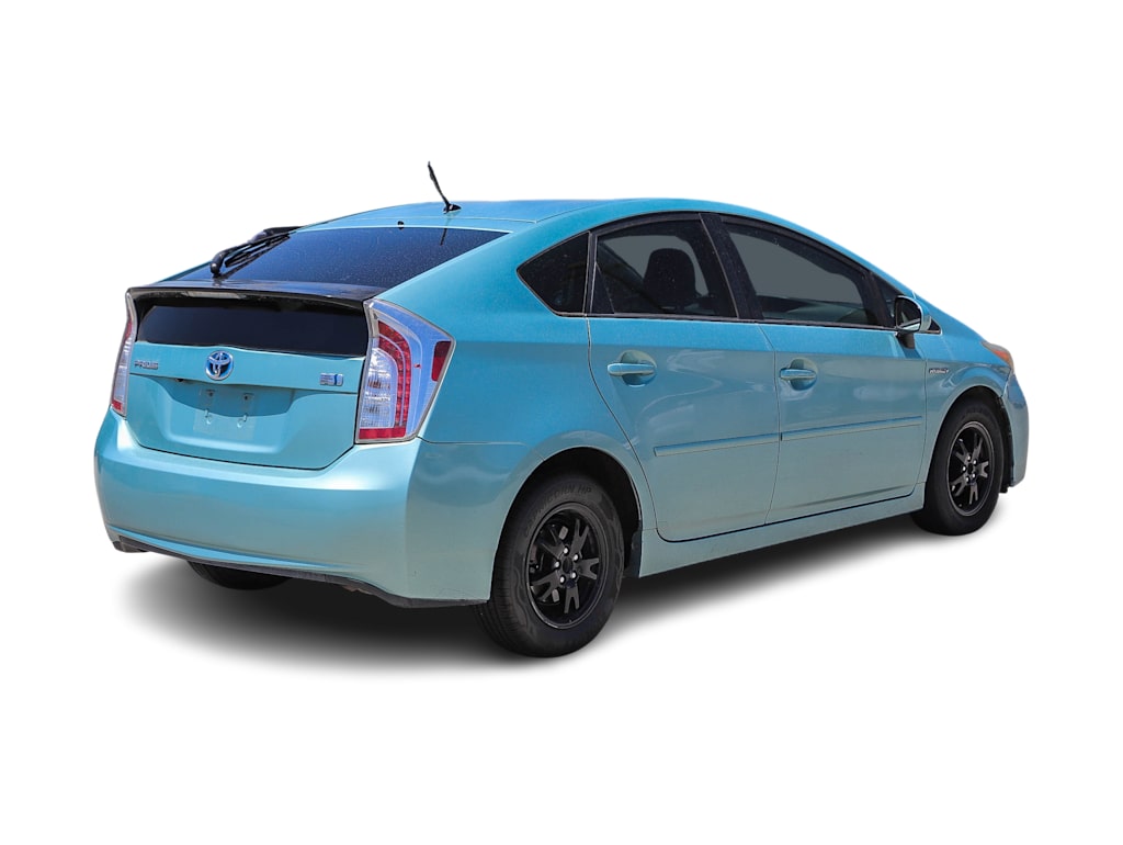 Thumbnail: 2015 Toyota Prius - 16