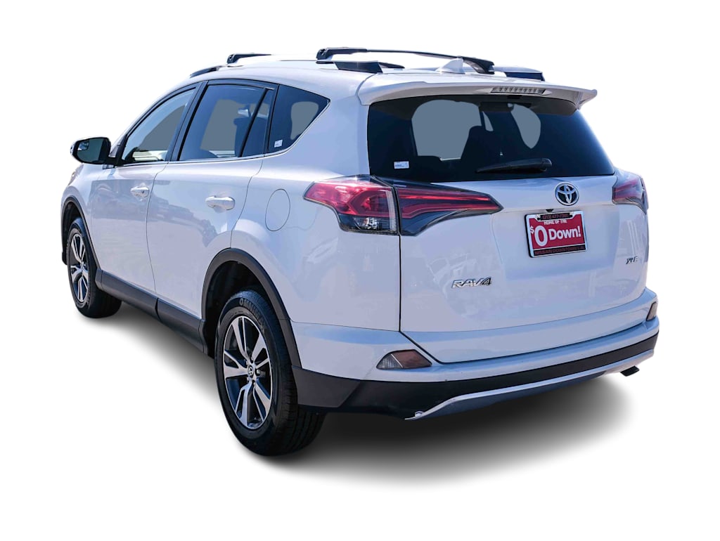 Thumbnail: 2016 Toyota RAV4 - 4