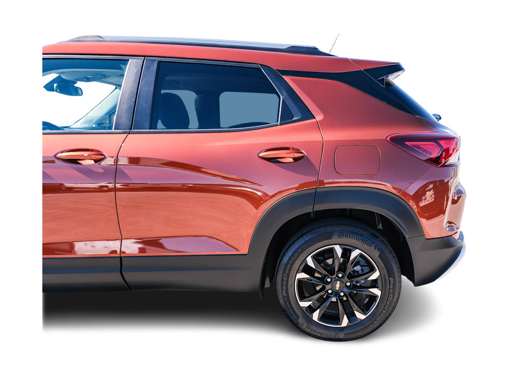 Thumbnail: 2021 Chevrolet TrailBlazer - 3