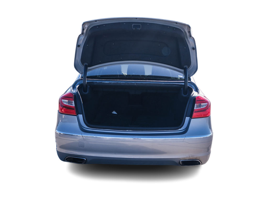 Thumbnail: 2013 Hyundai Genesis - 16