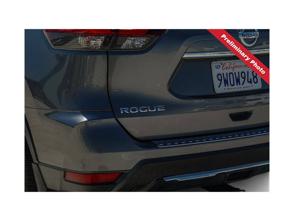 Thumbnail: 2018 Nissan Rogue - 17