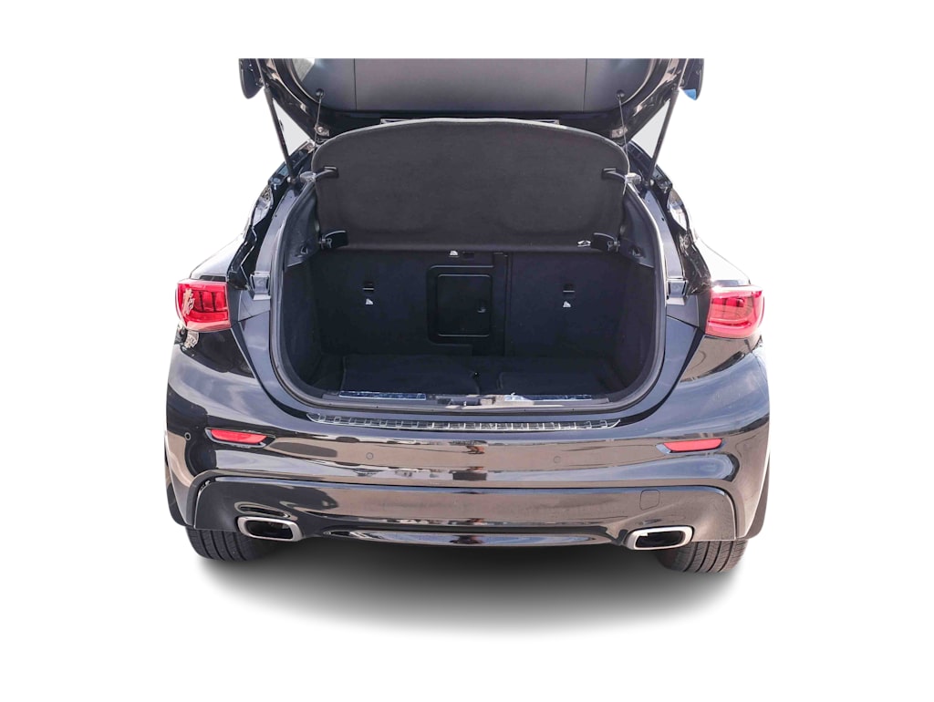 Thumbnail: 2019 INFINITI QX30 - 13