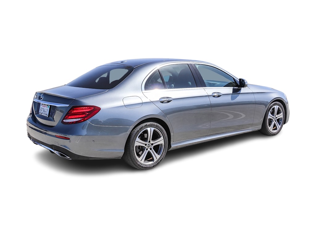 Thumbnail: 2020 Mercedes-Benz E-Class - 16