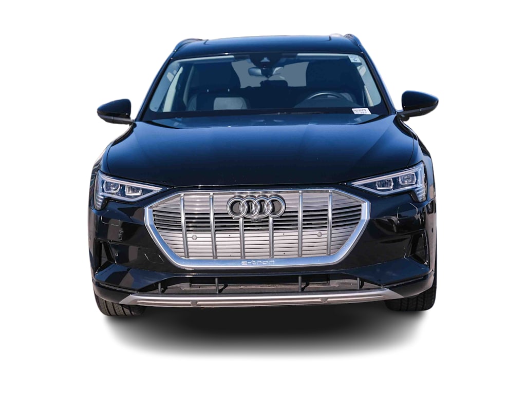 Thumbnail: 2023 Audi e-tron - 5