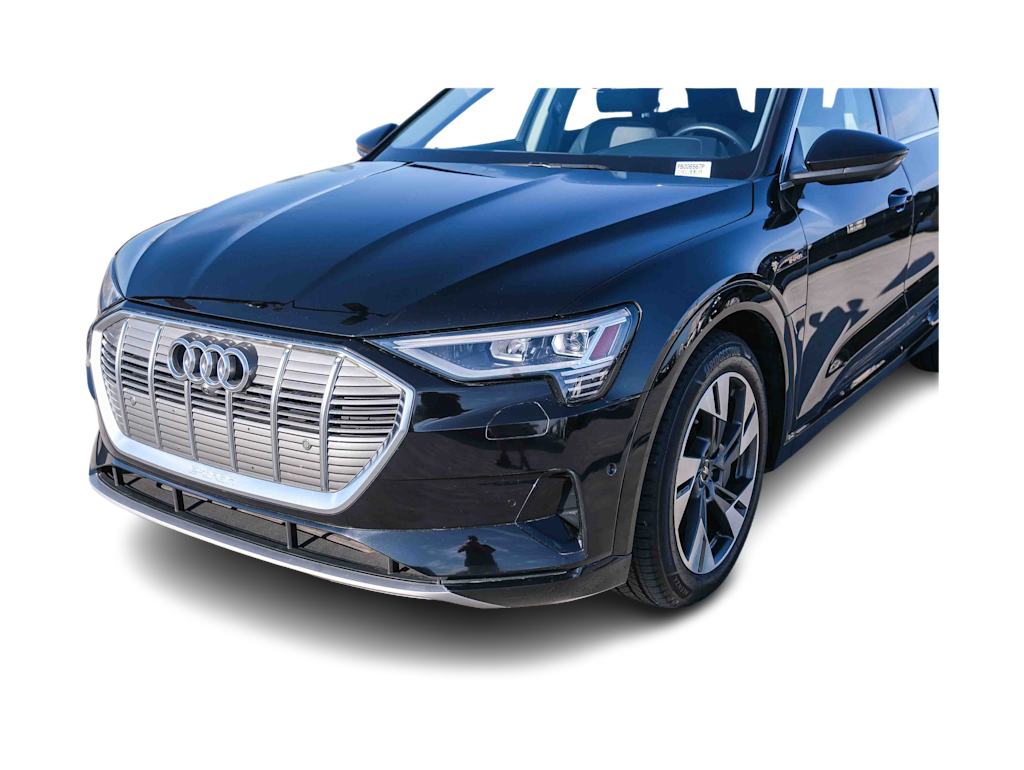 Thumbnail: 2023 Audi e-tron - 21