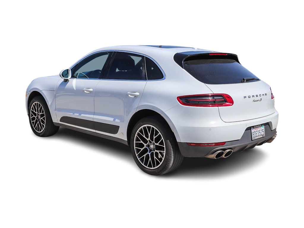 Thumbnail: 2018 Porsche Macan - 3