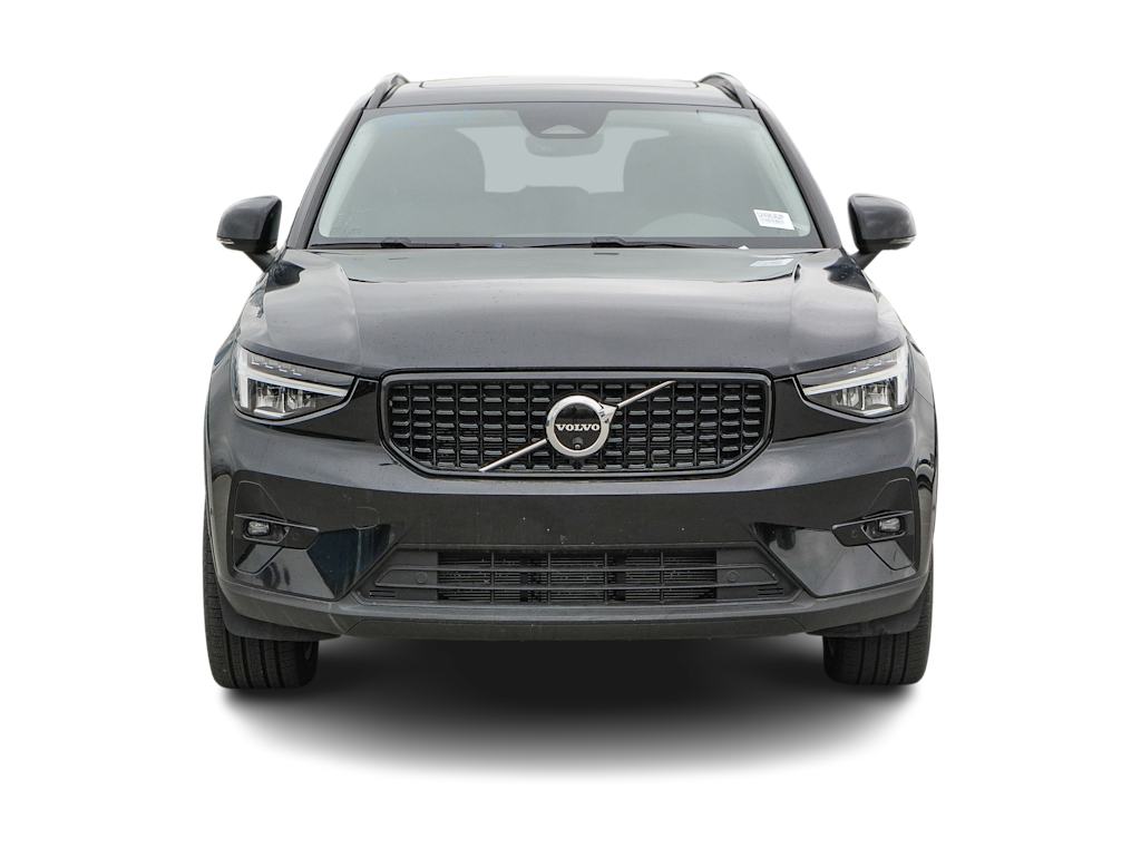 Thumbnail: 2025 Volvo XC40 - 5
