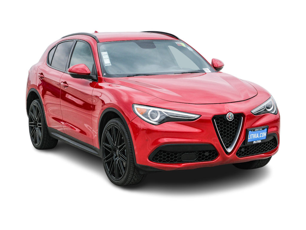 Thumbnail: 2018 Alfa Romeo Stelvio - 17