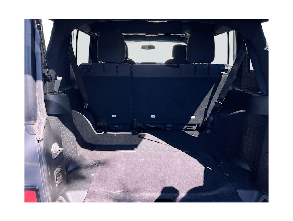 Thumbnail: 2018 Jeep Wrangler - 15