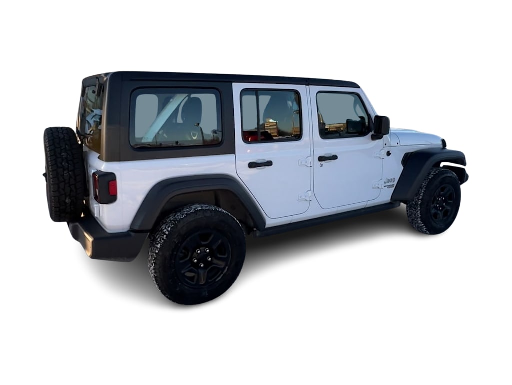 Thumbnail: 2018 Jeep Wrangler - 17