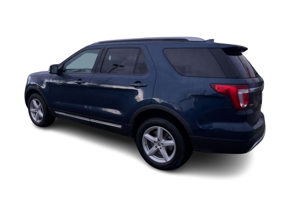 Thumbnail: 2016 Ford Explorer - 4