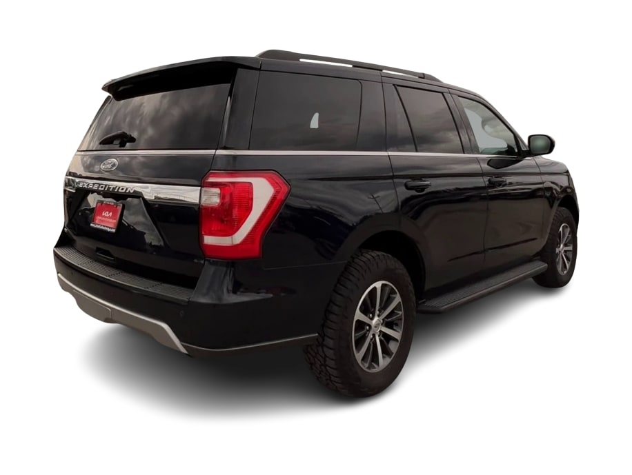 Thumbnail: 2021 Ford Expedition - 16