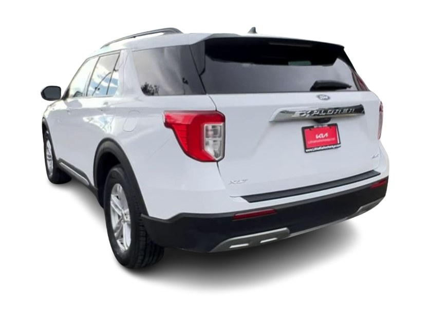 2023 Ford Explorer XLT 4