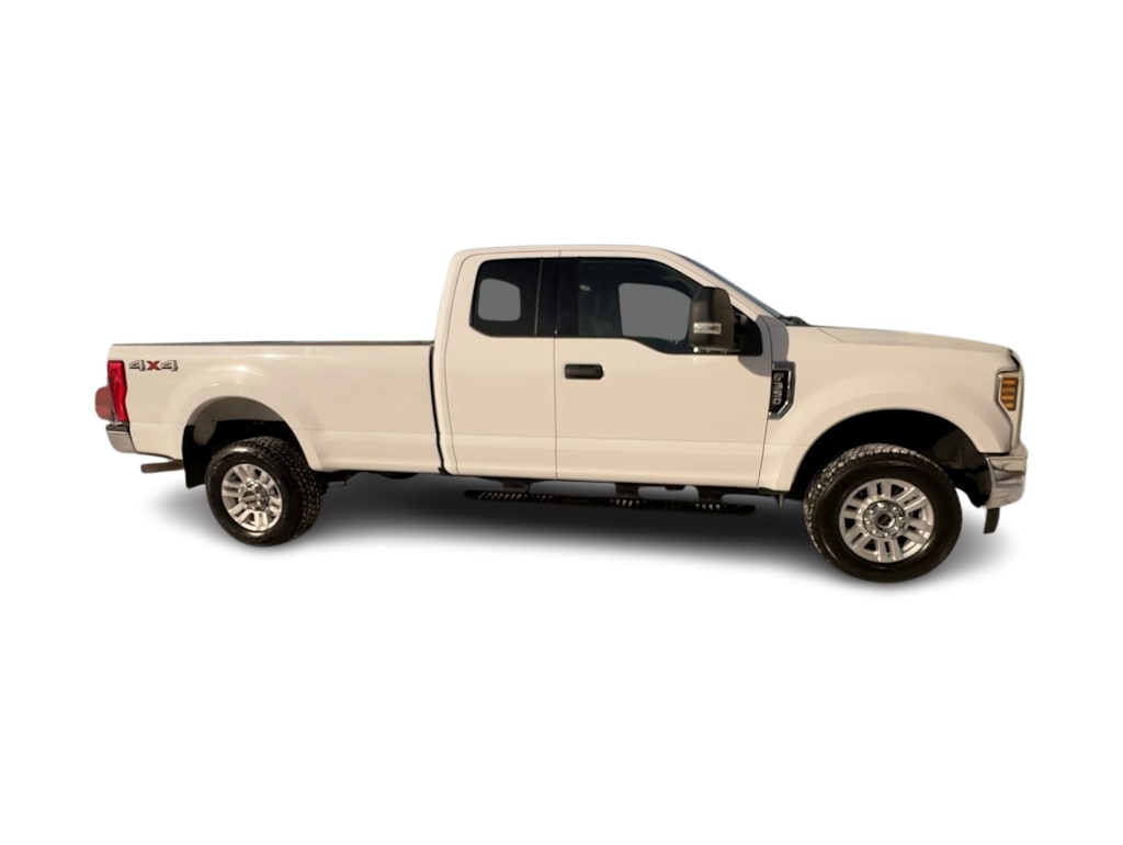 Thumbnail: 2019 Ford F-350 - 17