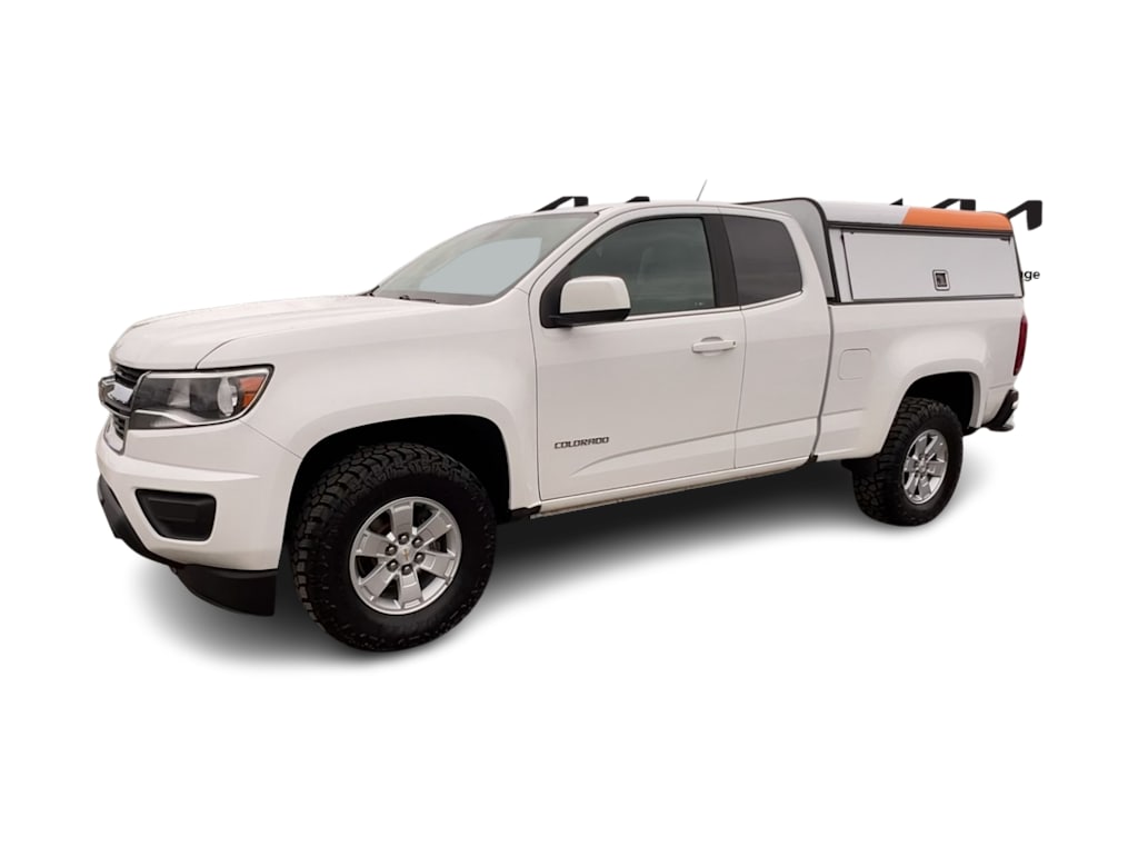 Thumbnail: 2017 Chevrolet Colorado - 3