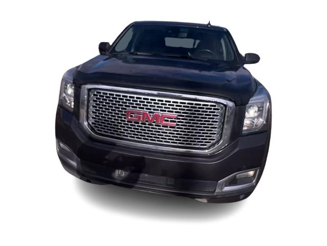 2017 GMC Yukon Denali 3