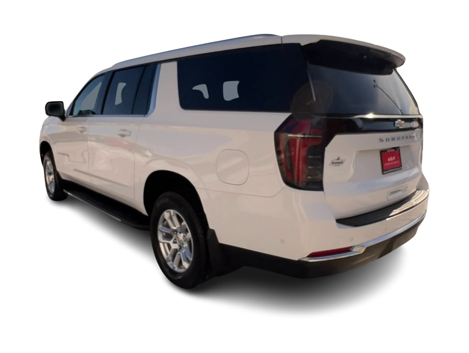 Thumbnail: 2025 Chevrolet Suburban - 4