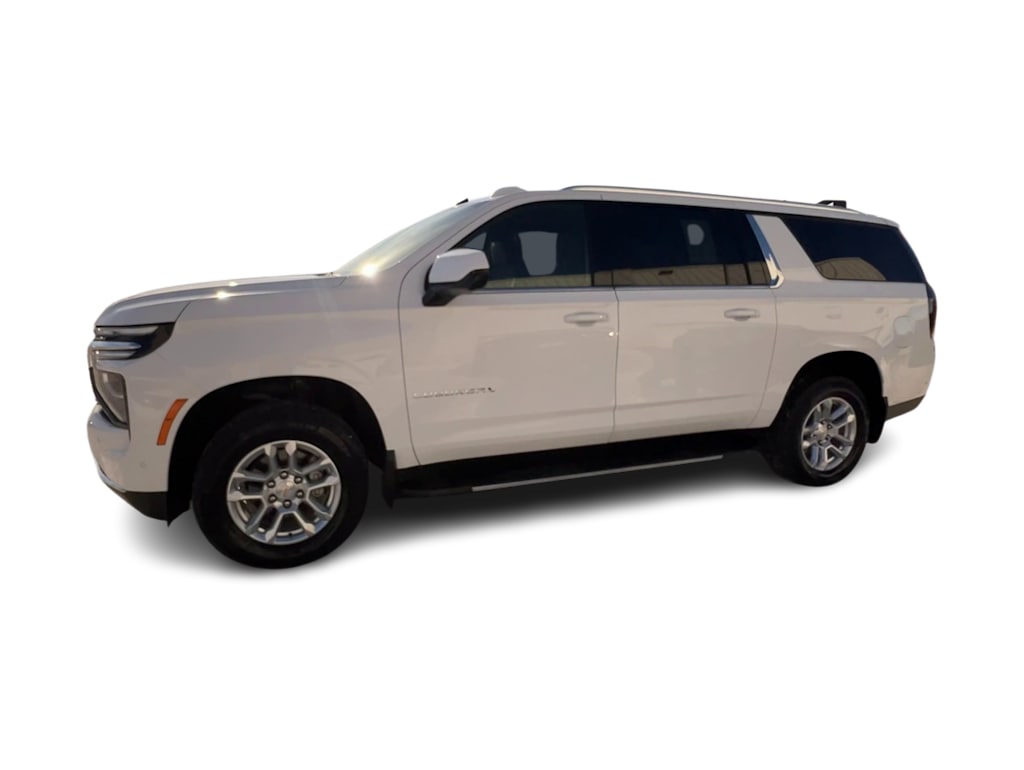 Thumbnail: 2025 Chevrolet Suburban - 3