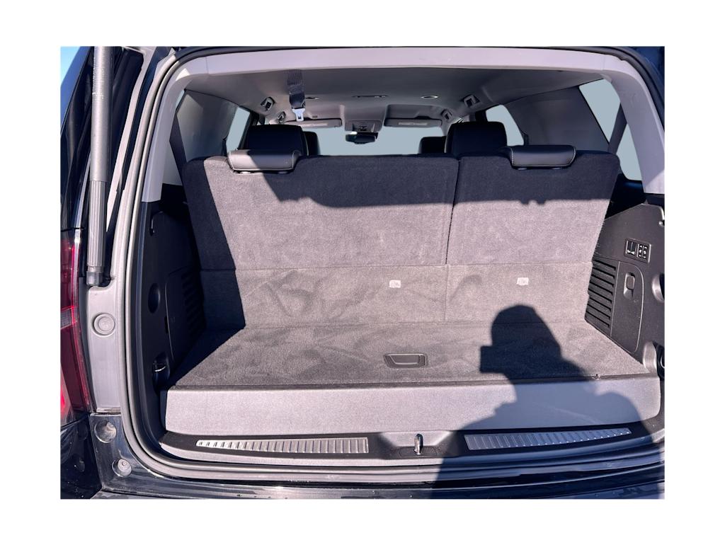 Thumbnail: 2020 Chevrolet Tahoe - 14