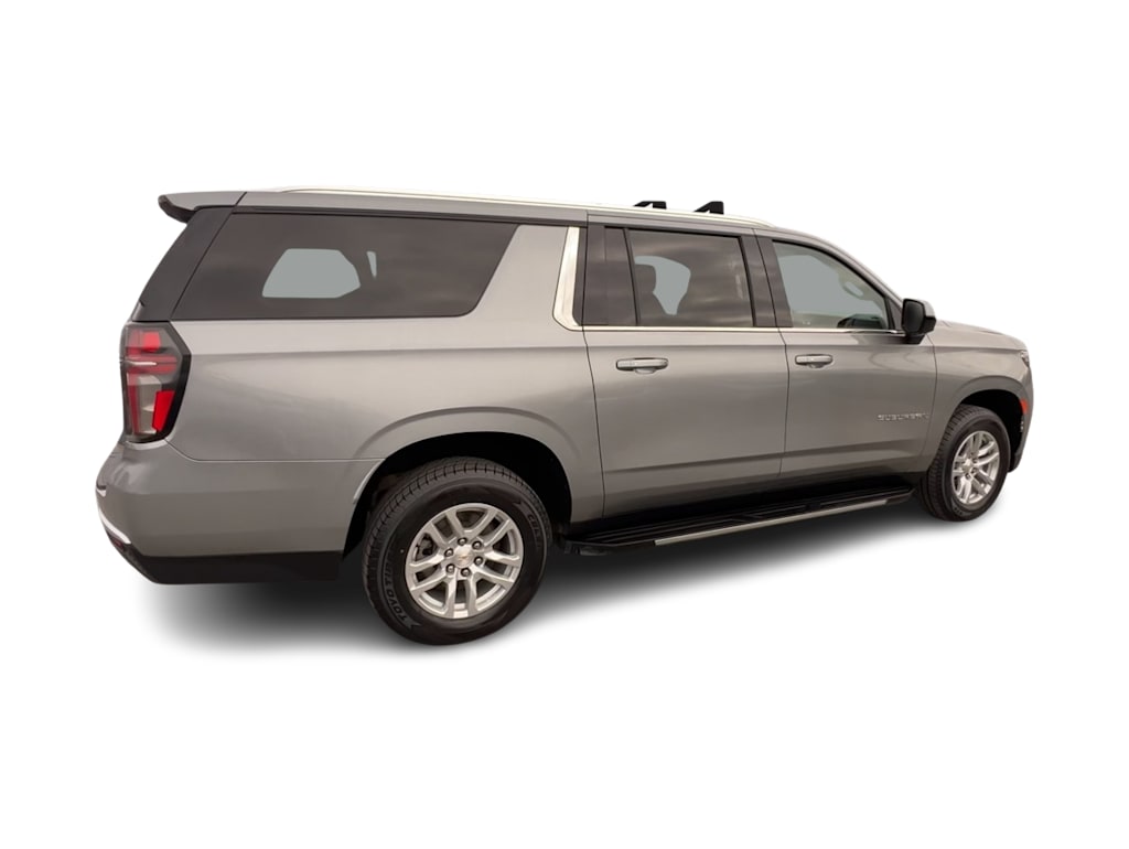 Thumbnail: 2023 Chevrolet Suburban - 17